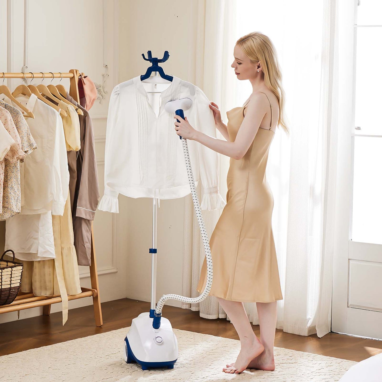 Standing Garment Steamer